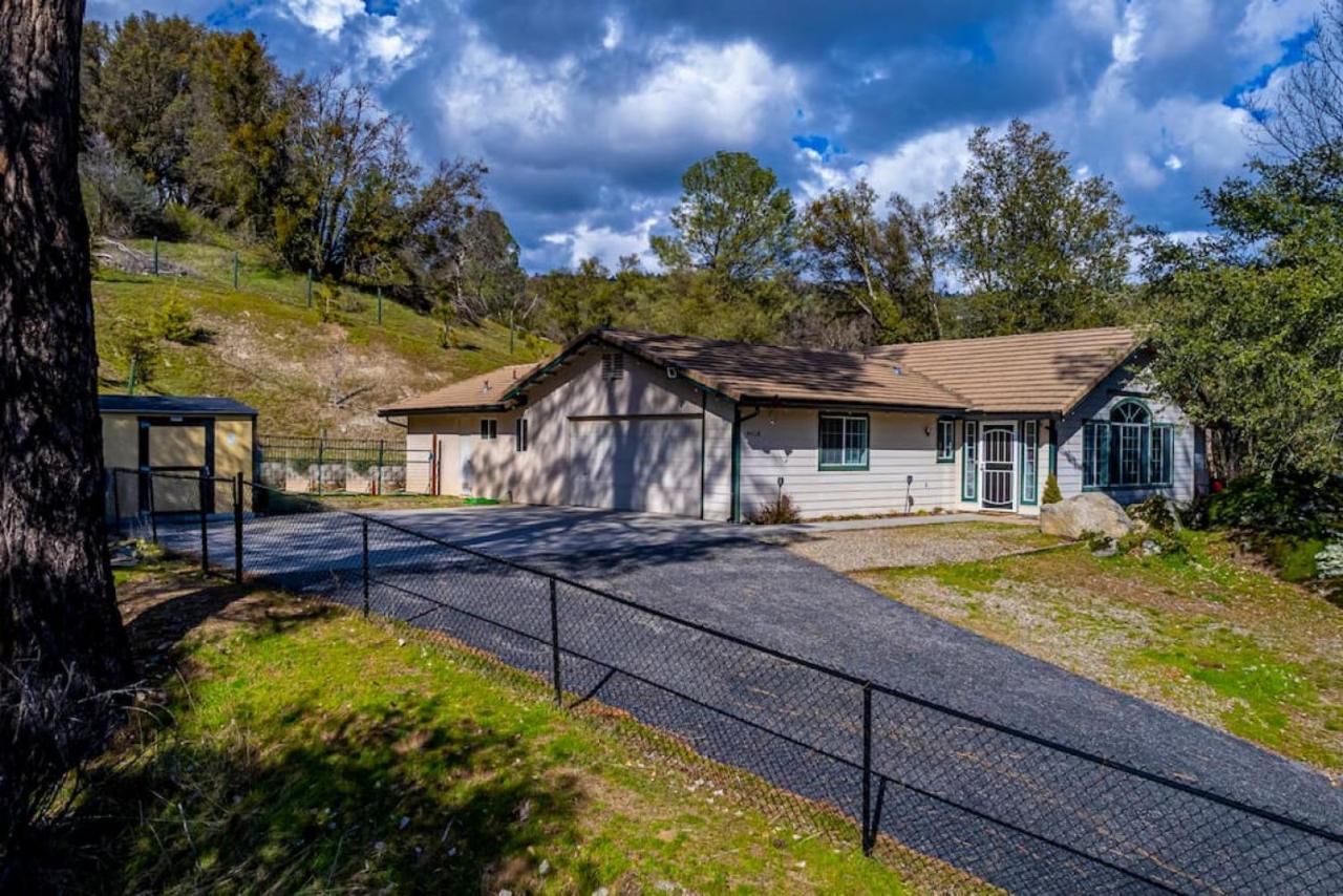 Mystic Mountain Villa, 14 Miles From Yosemite Oakhurst Extérieur photo